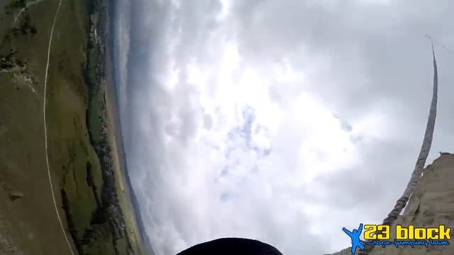 Прыжки с веревкой в Крыму.Белая скала. Саша 1