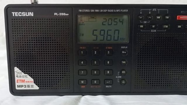 TECSUN PL-398 Ile XHDATA D-808 TEST KARŞILAŞTIRMA TÜRKİYENİN SESİ RADYOSU 5.980 KHZ 9460 KHZ YAYINI