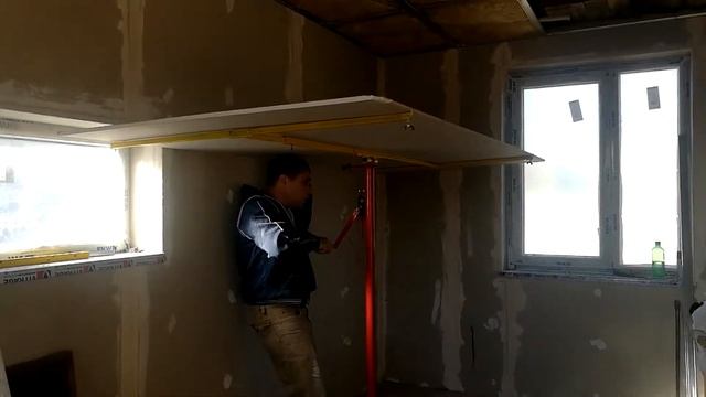 Подъёмник для гипрока, очень легко и просто.
