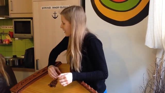 Ольга Глазова. Гусли. 16 мая 2014 г., арт-хостел 