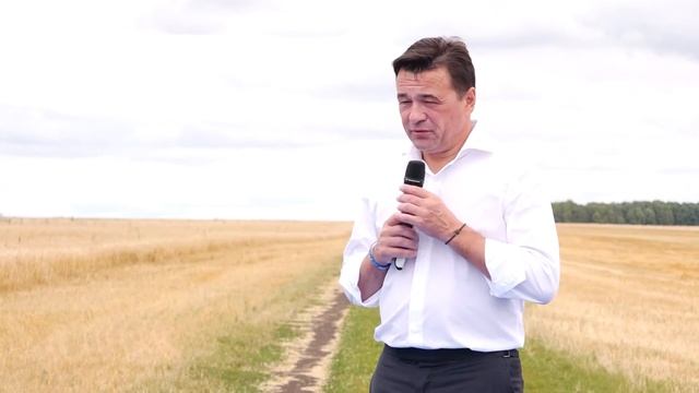 Губернатор Подмосковья Андрей Воробьев ответил на вопросы жителей региона
