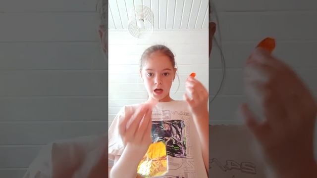 красим слайм и делаем обзор на бумажную кухню