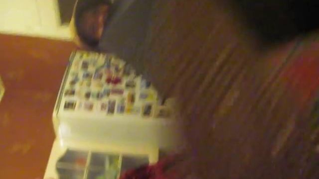 Таня и Оля тацуют на кухне