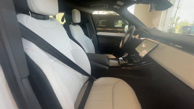 E09ae82336cf904aa4f156693899d74f