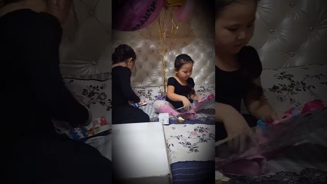 Распаковка подарков, кукла Pinkie Pie, мини-кухня