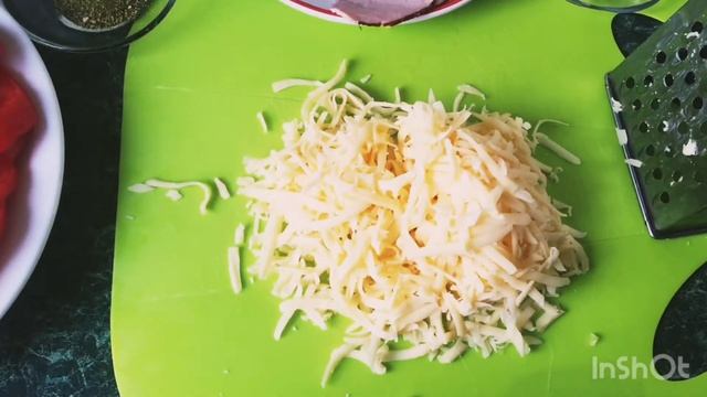 МЕГА ВКУСНАЯ ДОМАШНЯЯ ПИЦЦА!//Вкусняшка Тв