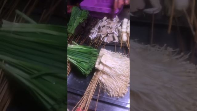 Китайская уличная еда🇨🇳  обзор на уличную еду в Чэнду