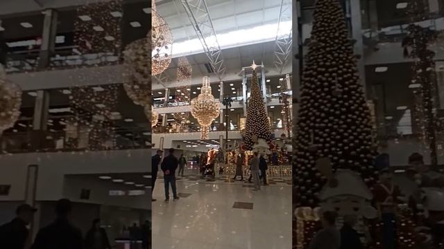 Краснодар , торговый центр Красная площадь 2022 ноябрь .