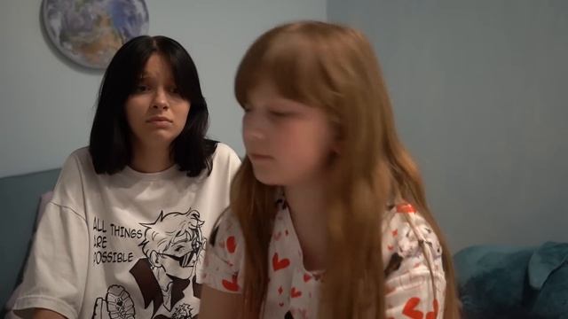 ПРЯЧЬСЯ ОТ ЧАРЛИ ЧАРЛИ!