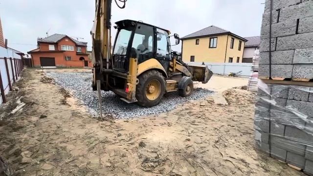 Подготовка основания фундамента, 06.05.2024 года. г. Тюмень.