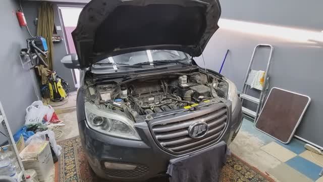 Сломал себе весь мозг, пока искал зарядку на Lifan X60. Но всё таки победил! :)