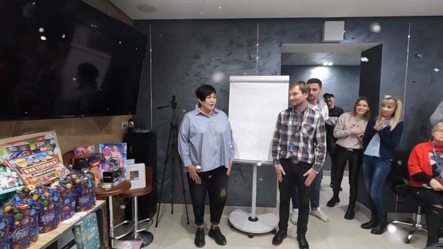 Вручение подарков детям на Новый год!
