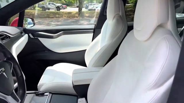 2017 Tesla Model X 75D - Walk Around, Interior - 5YJXCBE24HF059187 @ Hybrid And Electric Car Sales