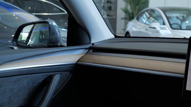 #21703   Tesla Model Y Long Range Dual Motors   0CC, Automatic, 2022