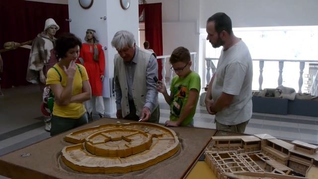 Экскурсия со Здановичем по музею