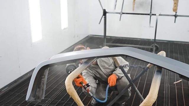 Покраска бампера и облицовки переда BMW E24