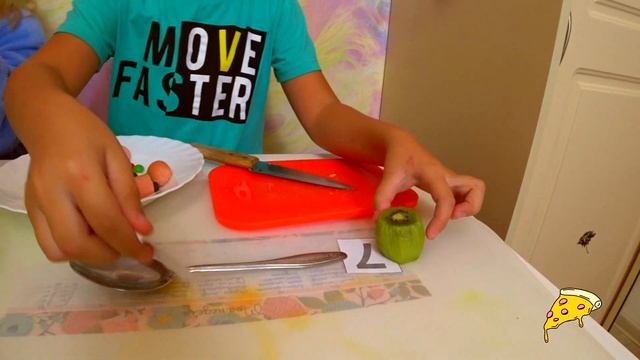 Вкусно не вкусно... делаем необычные салаты ....