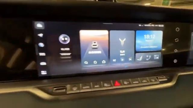 VOYAH FREE 2022 г.в., 1,5 л., (108 л.с.) бензин + 2 Электродвигателя на 218 л.с., 4WD, Цена 5,85 мл