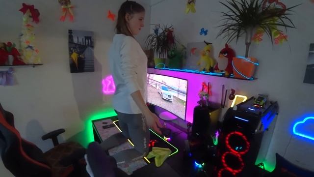 Собираемся в Харьков. Даша в роли няни