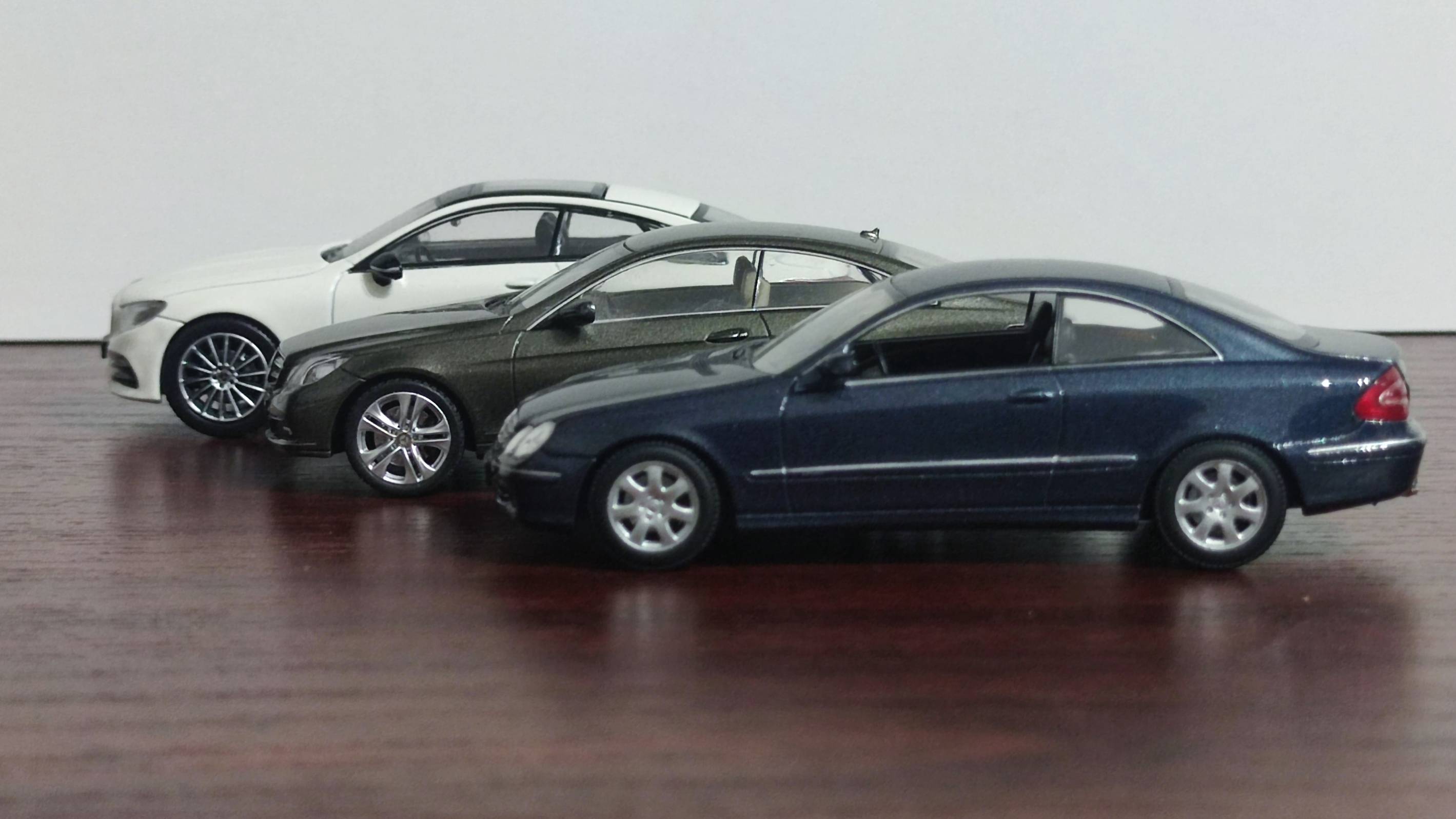 1/43 Mercedes Benz. CLK-klasse  (C238+C207+C209).