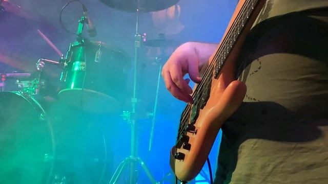 Покажем выступление группы «Дядя Саша» уже в эту пятницу, 16 декабря. Не пропустите! 🔥