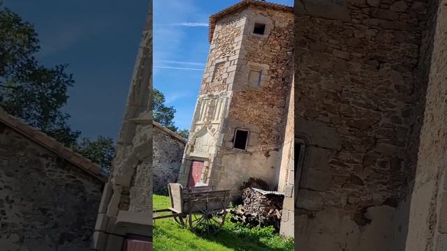 Французский готический замок XIII века