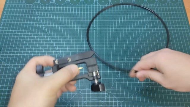 How To Cut And Press Brake Hose / Как обрезать и запрессовать фиттинг в гидролинию.