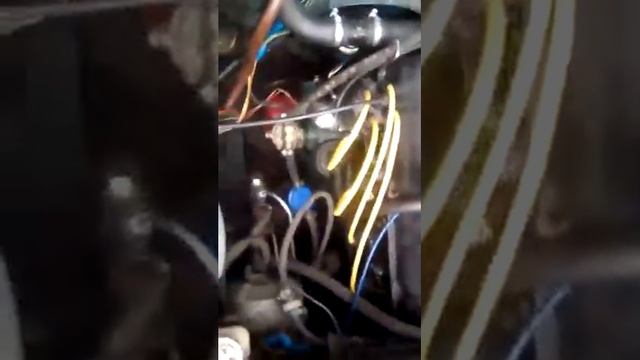 ваз 2106 1997 работа двигателя, компрессия 8. 9. 8. 7,5.