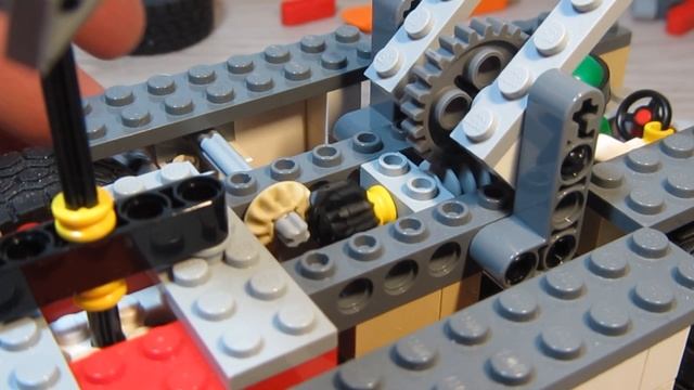 Армейский транспорт.