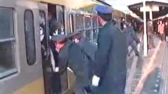 метро в Японии жесть!