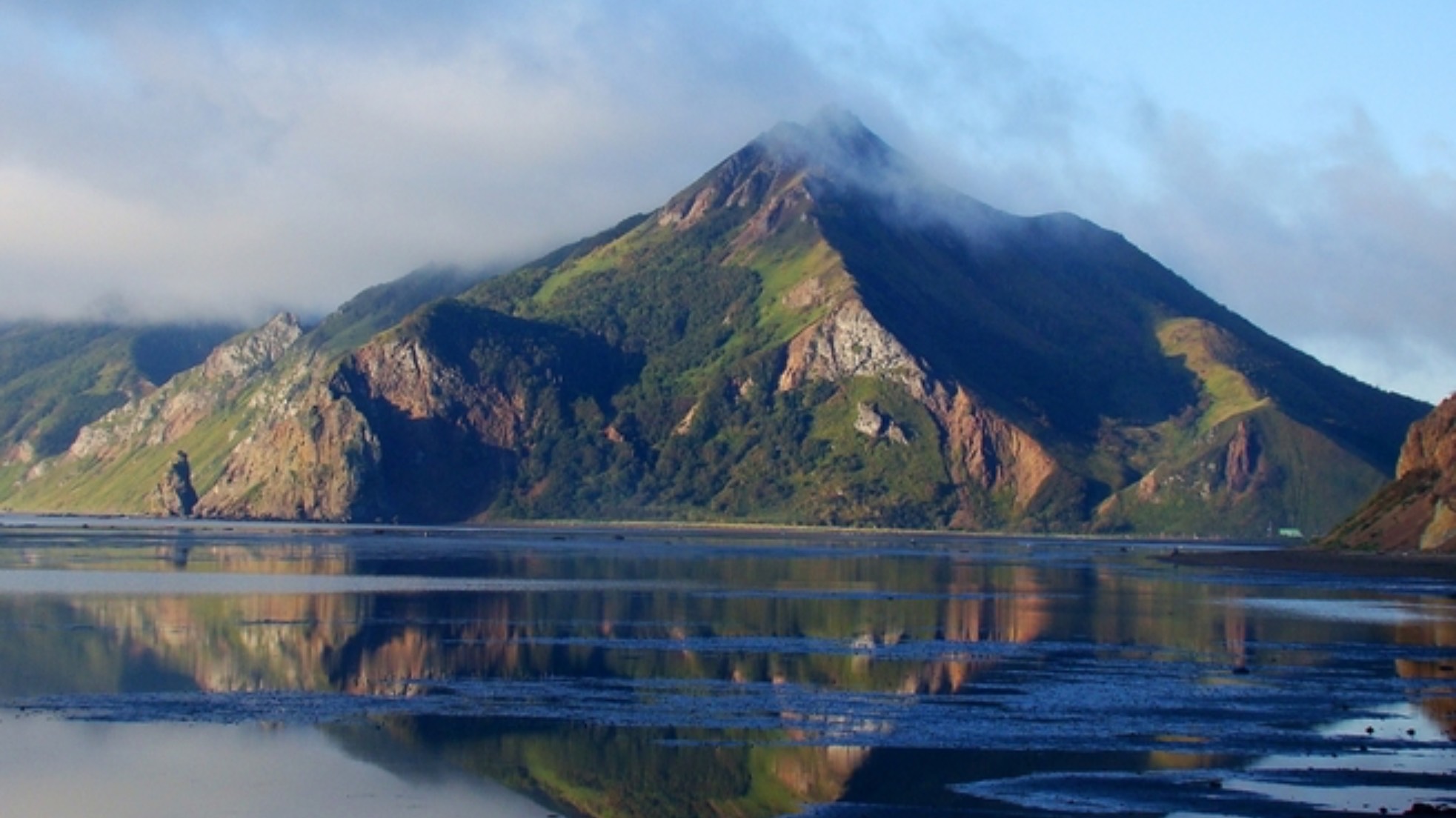 Фильм про о.Сахалин часть ЧЕТВЕРТАЯ (заключительная) 
г.Невельск , село Охотское и Горнозаводск