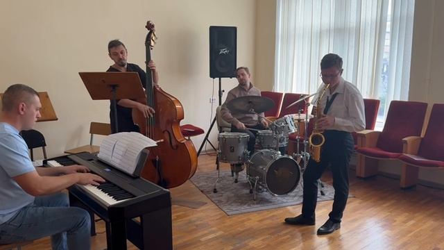 E47229426e698d578f3f8f7297b761bf