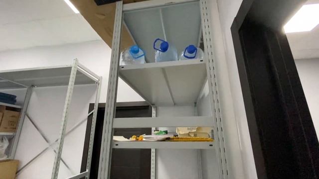 Стеллаж ТСУ Универсал в разных модификациях для мини-склада и подсобного помещения