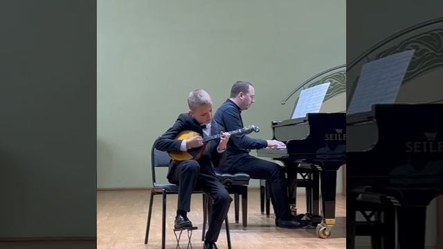 Гаврилин Захар, 10 лет
Г. Камалдинов «Романс»