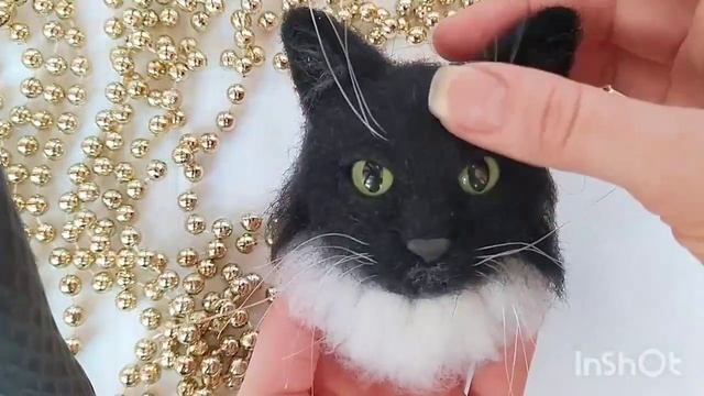 Ручная работа: брошь в виде кота из шерсти — идеальный аксессуар