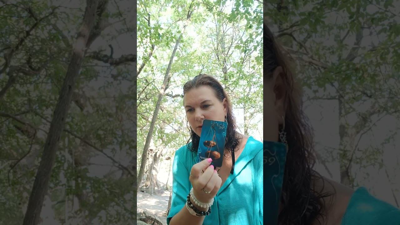 Карта дня ,чистка,послание от меня какая. магия на нас была 1,2,3 выбираем вариант.