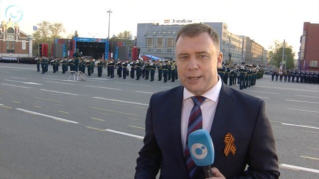 На площади Ленина в Новосибирске провели генеральную репетицию парада Победы
