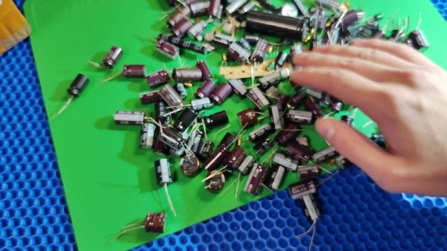 500 гр электролитических конденсаторов на развес с Aliexpress