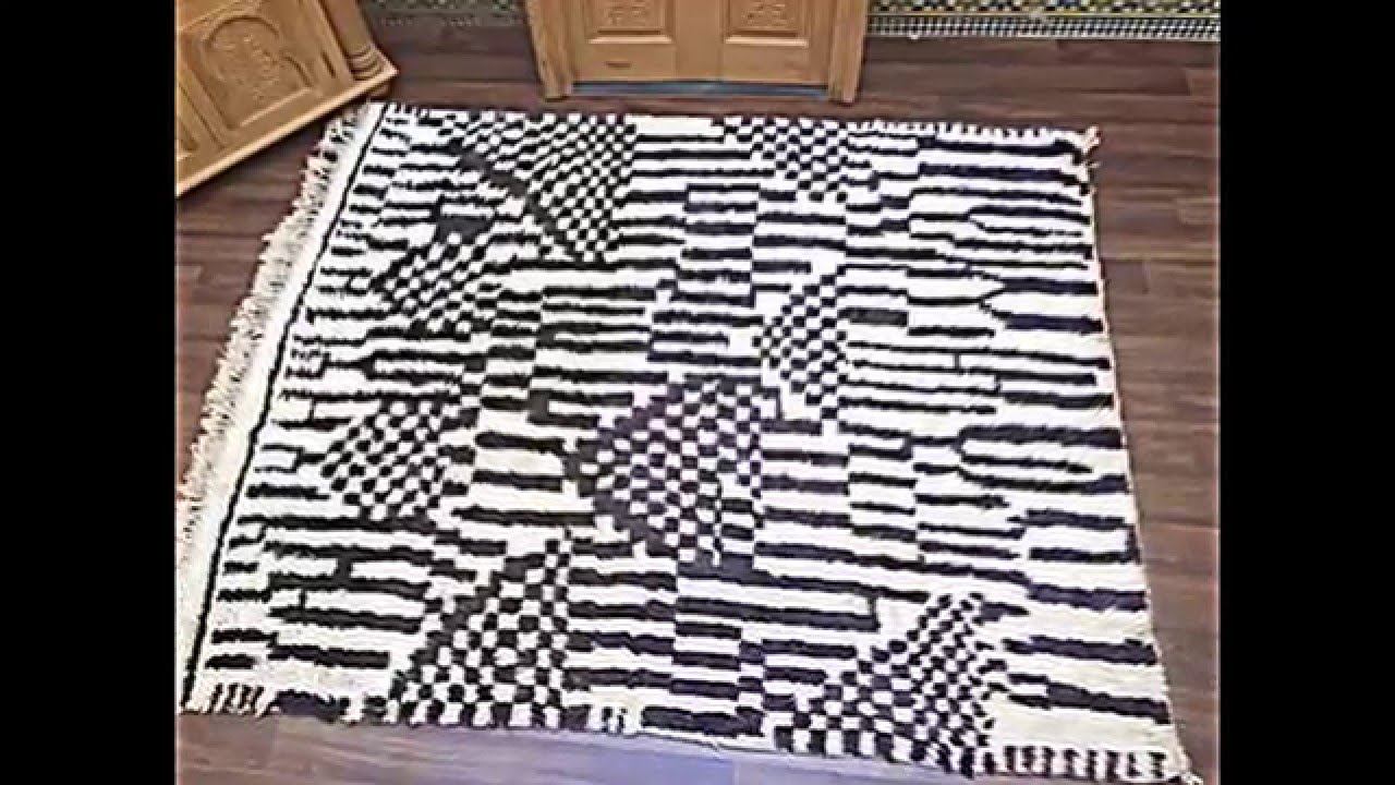 Antique Bohemian Beni Ouarain Wool Rug 180 X 224 Cm