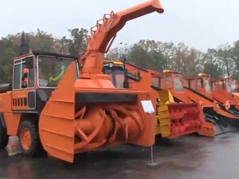 В Киеве на борьбу со снегом вывели более 700 единиц техники