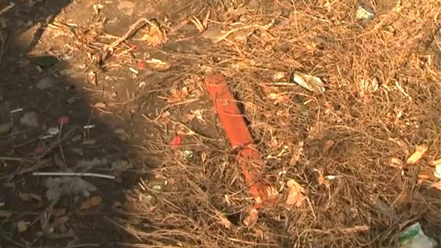 Кому мешали лавочки? (Стаханов)