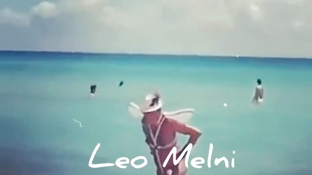 Хорошо наверное, что мы Здесь, на этом берегу...