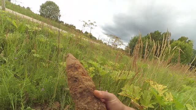 НАШЛИ СНАРЯД! ОБОЧИНЫ ПРОСТО РАДУЮТ!!!