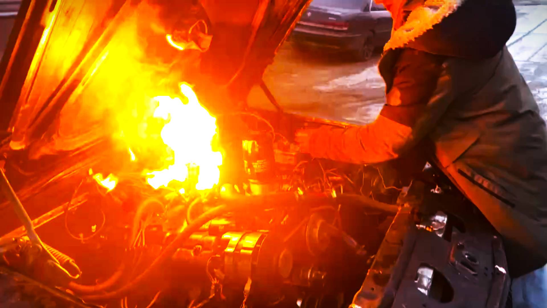 Волга на V8 ГОРИТ и (дрифтит)