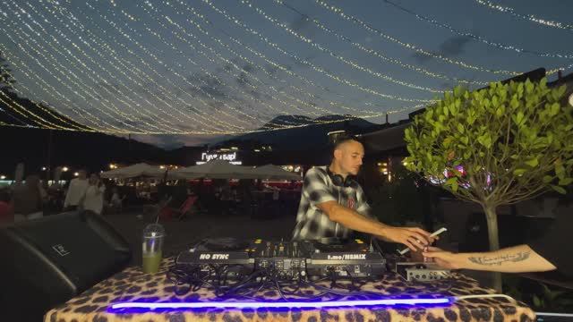 Sunset Vibe — Clerk