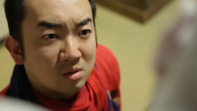 恐怖動画！古民家に現れた隙間男！ Stalking Vampire 1