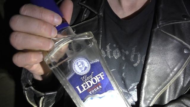 Vodka Ledoff Arctic 38 с кулерком