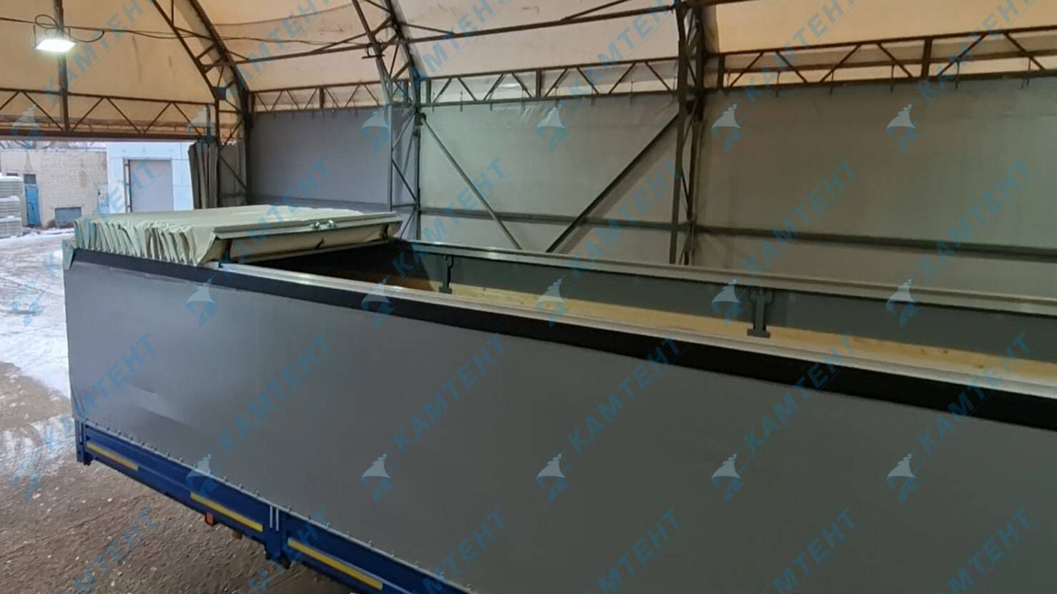 Сдвижная крыша на полуприцеп