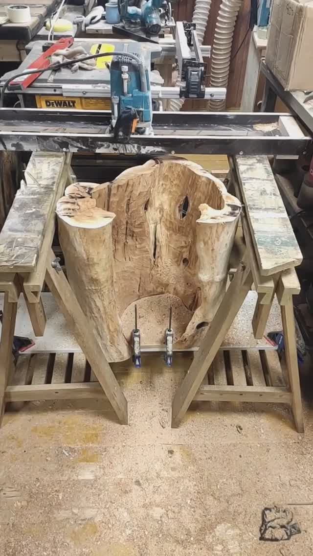 Как выровнять поверхность большого пня фрезером