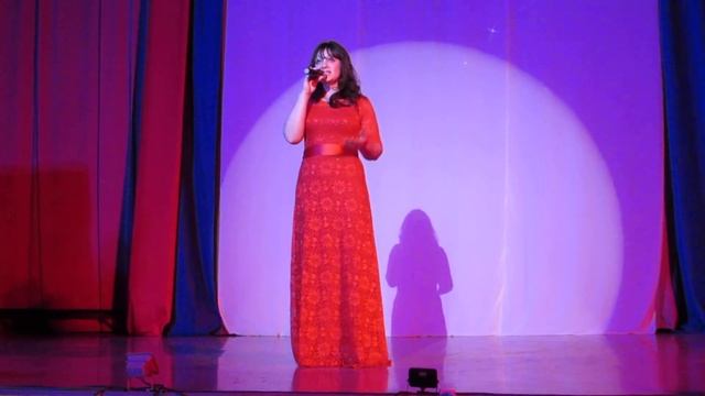 Юлия Коломойцева -Россия моя,купола золотые